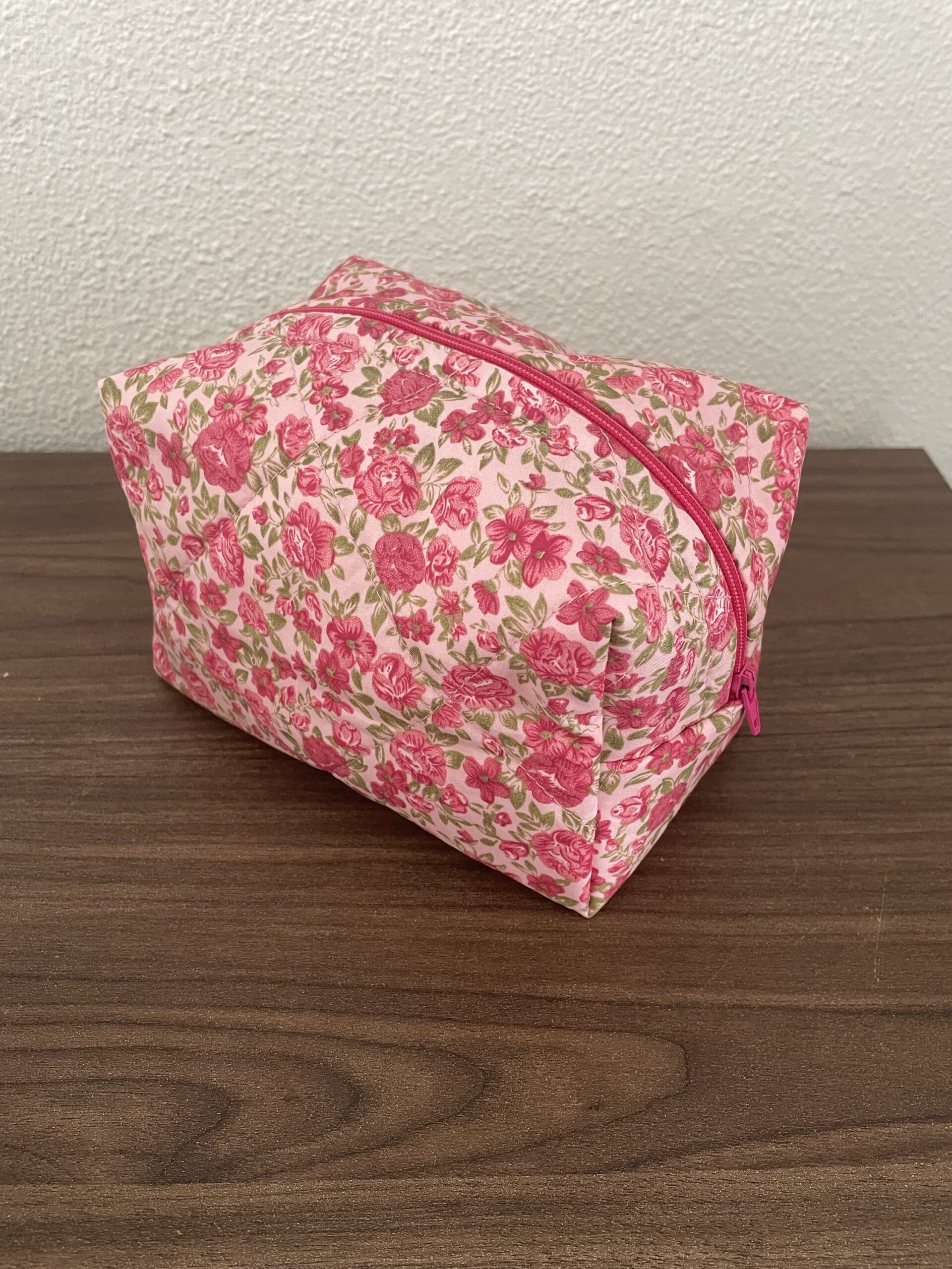 Pink Floral Makeup Bag – Robin Catharina The Label