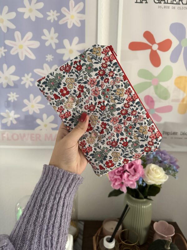 Purse Ereader Red & Green Floral Pouch / Ereader Case – Robin Catharina The Label