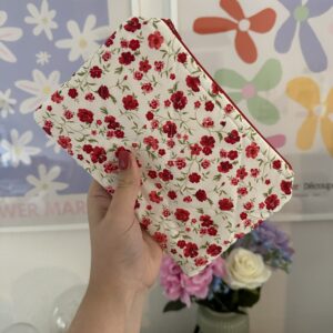 Red Floral Pouch / Ereader Case