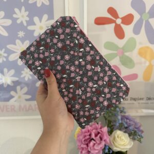 Grey Floral Pouch / Ereader Case