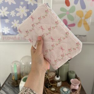 Pink Bow Makeup Bag / Erader case